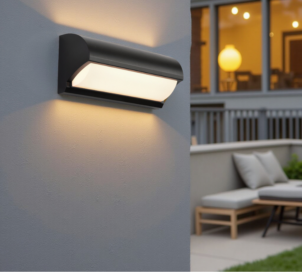 Black Rectangular LED Outdoor Wall Light For Exterior Illumination