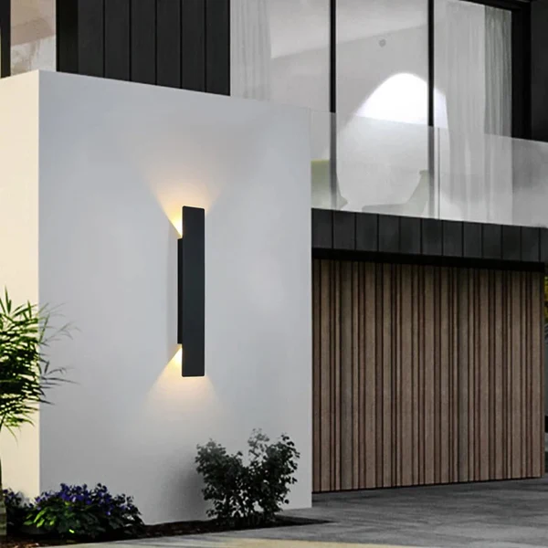 Waterproof LED Strip Outdoor Wall Lamp for Architectural Lighting