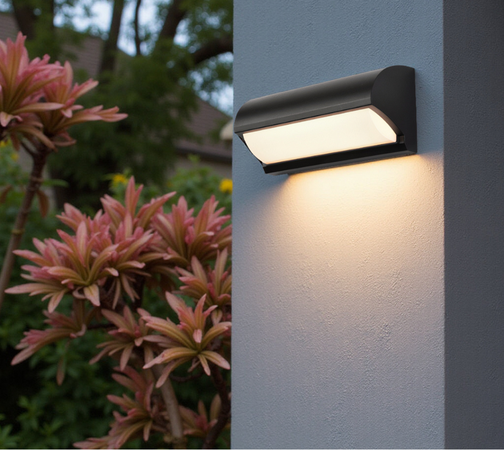 Black Rectangular LED Outdoor Wall Light For Exterior Illumination