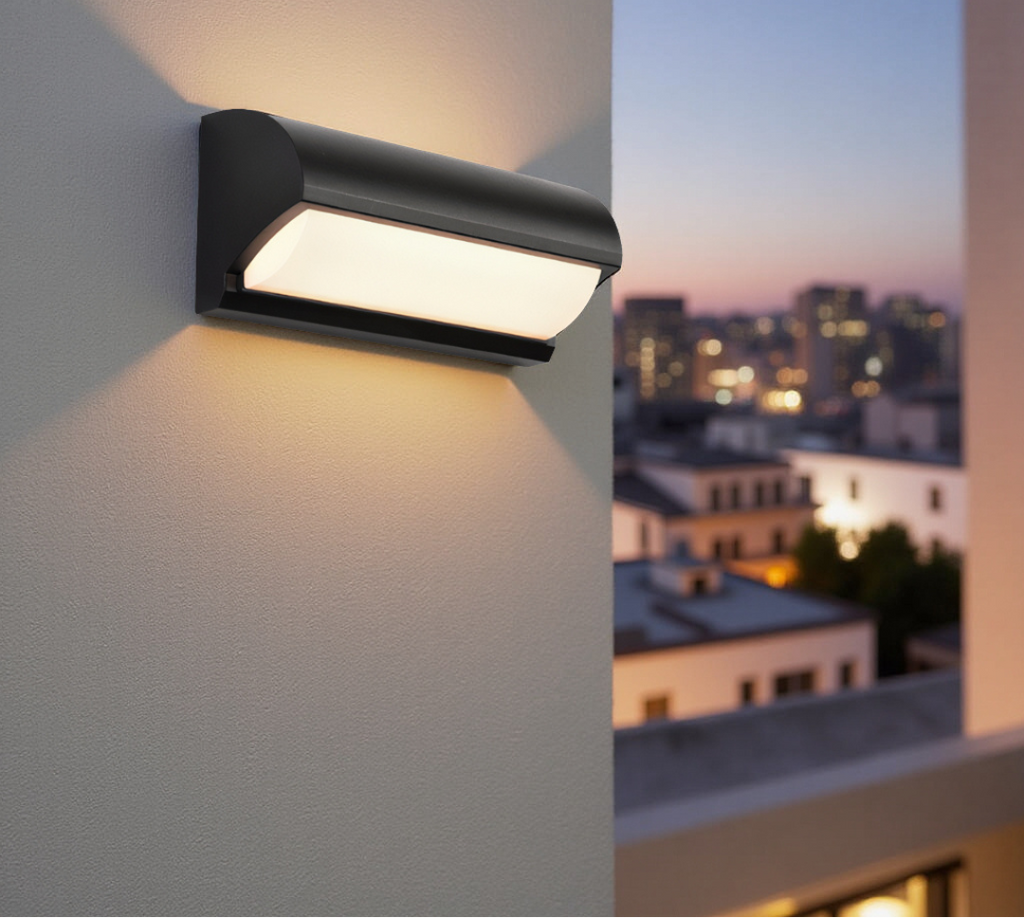 Black Rectangular LED Outdoor Wall Light For Exterior Illumination