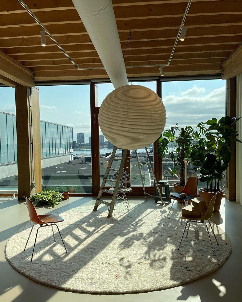 Japanese Inspired Paper Pendant Lamp for Soft Ambient Lighting