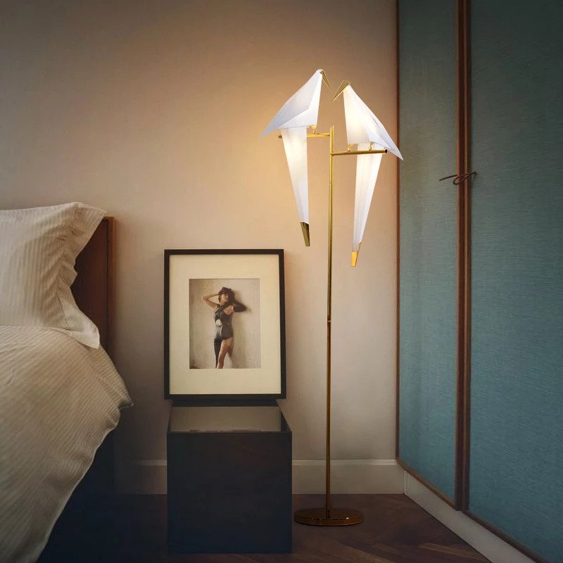 Origami Bird Table Lamp with Magnetic Metal Stand for Ambient Lighting