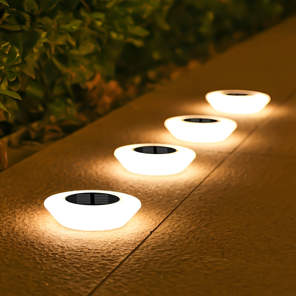 Round Solar Powered LED Ground Lights for Outdoor Pathway Guidance Lights