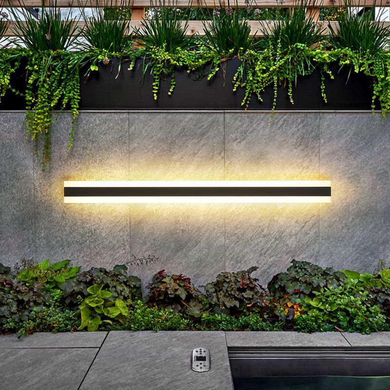 Modern Outdoor Integrated LED Wall Light With Warm Glow