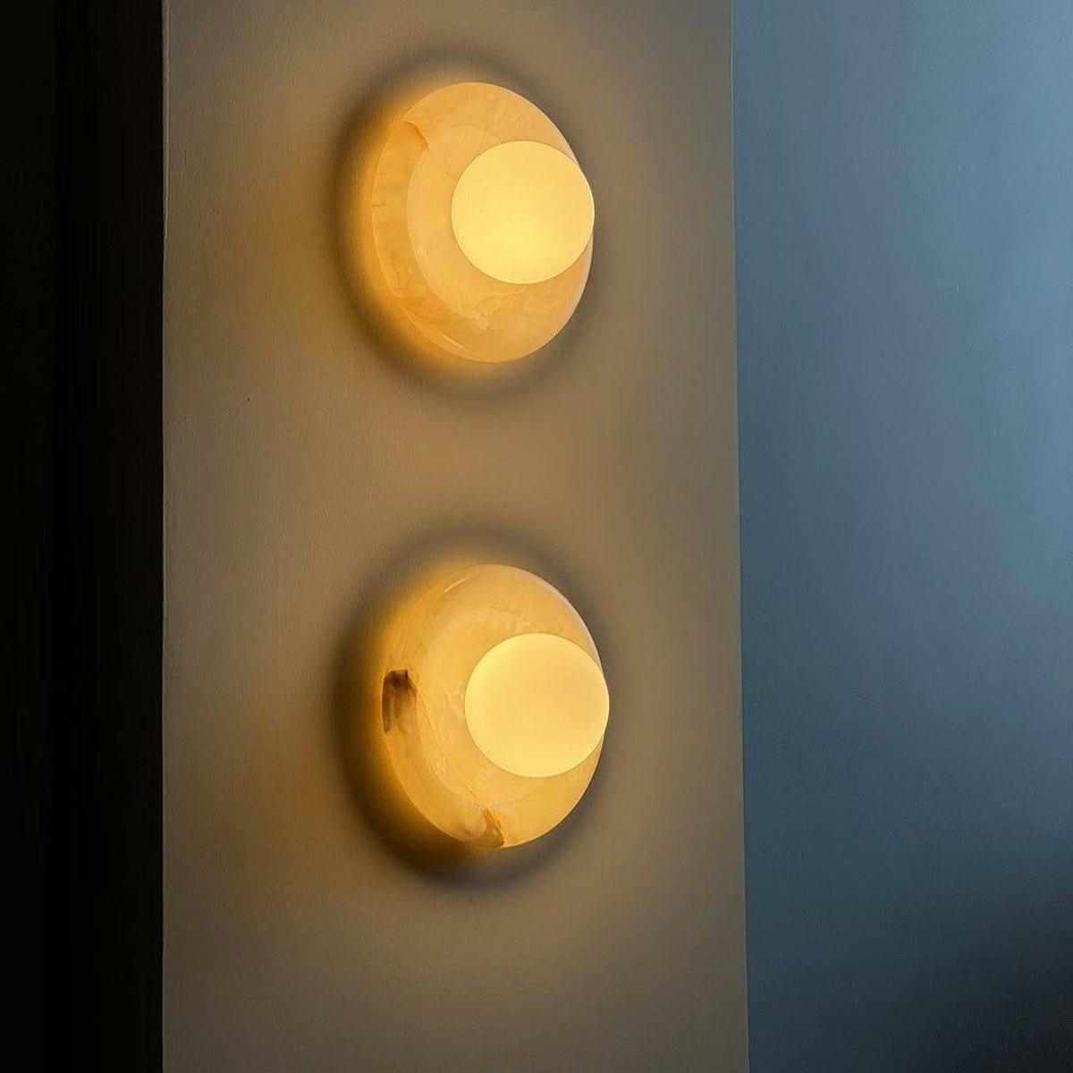 Marble Wall Sconce With Glass Globe for Indoor LED Lighting