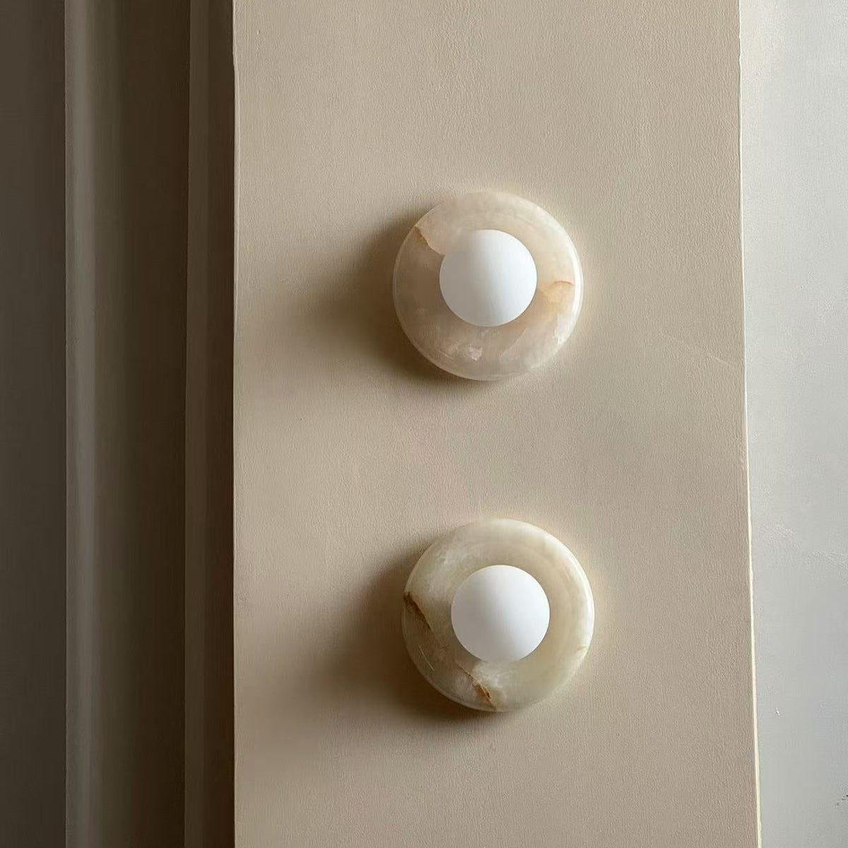 Marble Wall Sconce With Glass Globe for Indoor LED Lighting