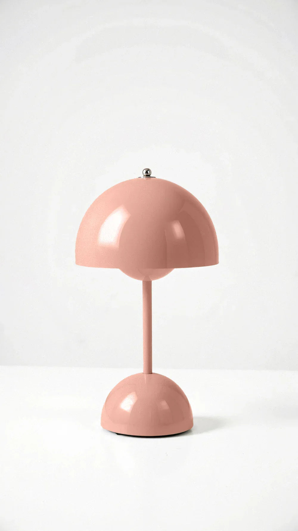 Minimalist Wireless Table Lamp for Cordless Indoor Accent Lighting