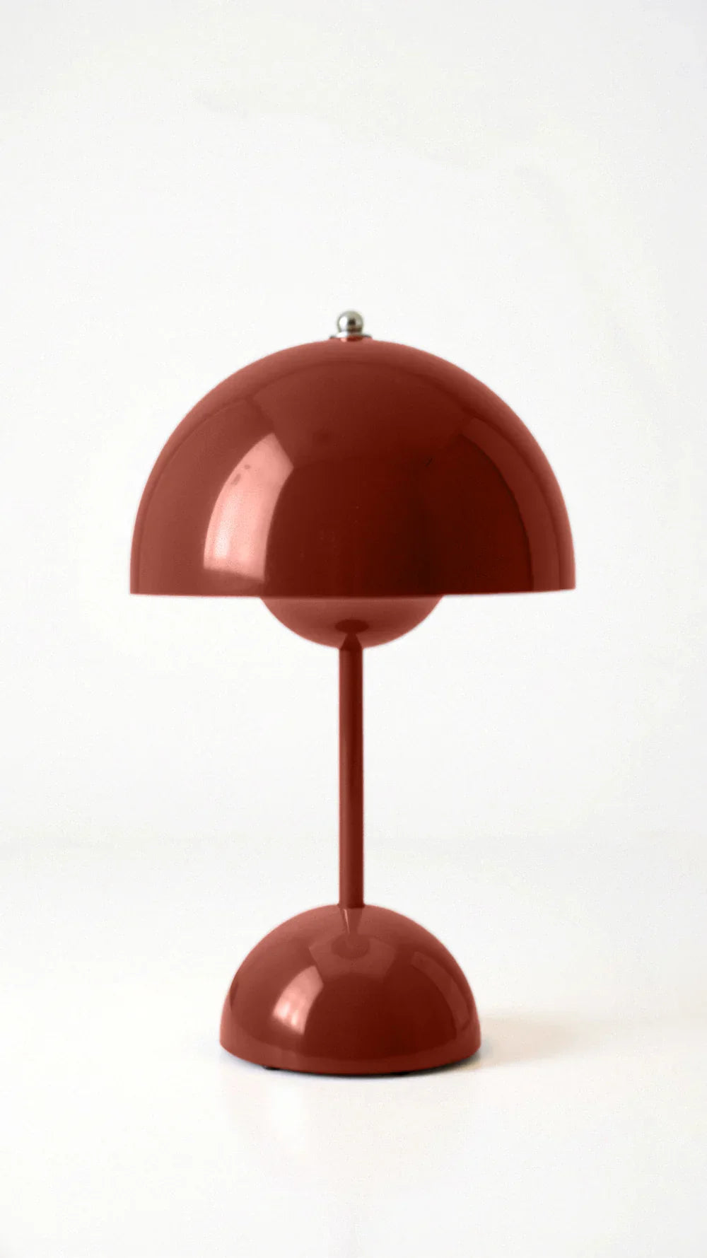 Minimalist Wireless Table Lamp for Cordless Indoor Accent Lighting