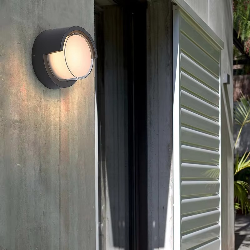 Solar Motion Sensor Outdoor Wall Lamp for Security Lighting