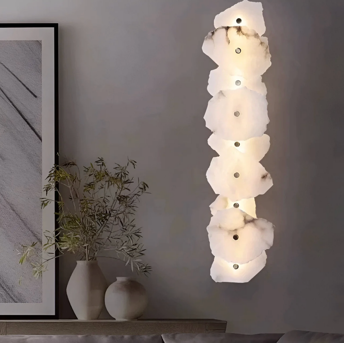 Decorative Organic Shape LED Wall Sconce for Accent Lighting