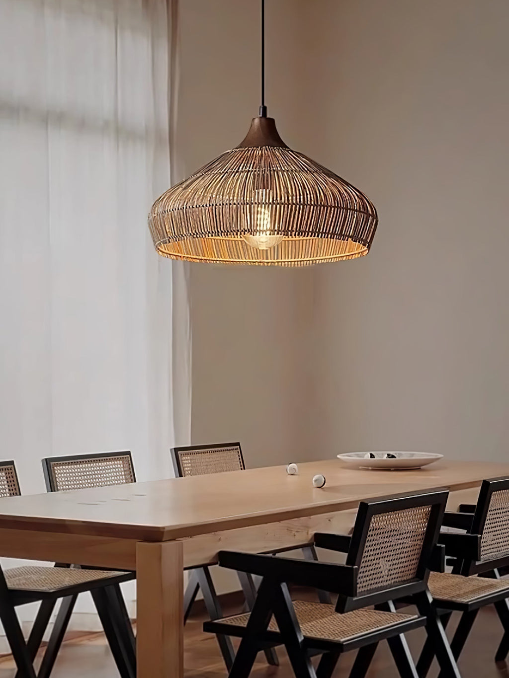Woven Rattan Pendant Light Fixture for Ambient Indoor Lighting