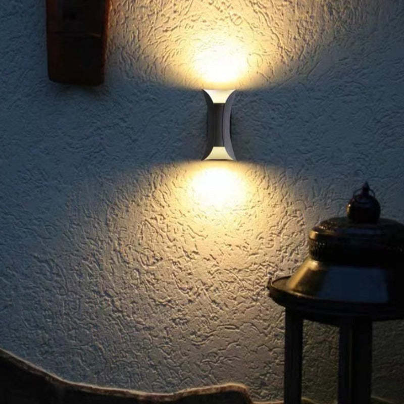 Sculpted Outdoor LED Wall Light For Up And Down Illumination