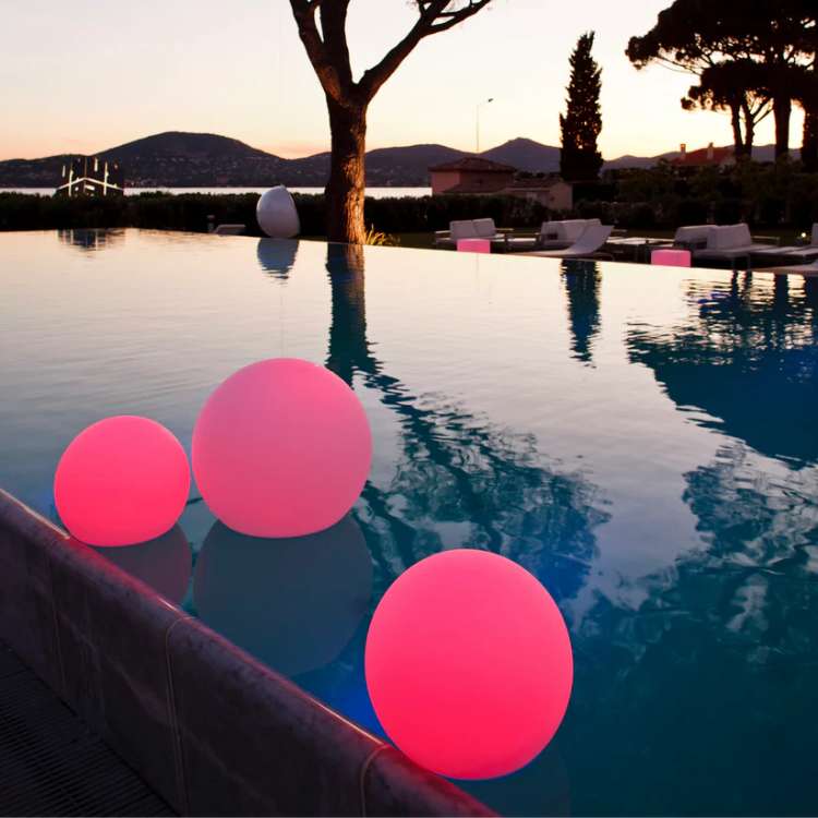 Rechargeable Spherical Outdoor Garden Lights With Remote Color Control