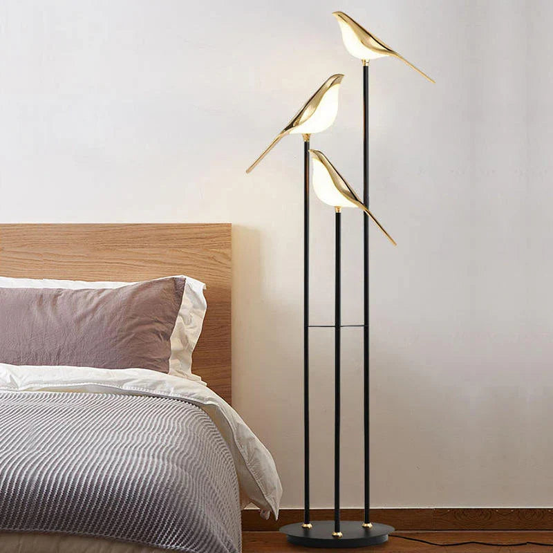 Sculptural Bird Floor Lamp For Contemporary Living Room Lighting