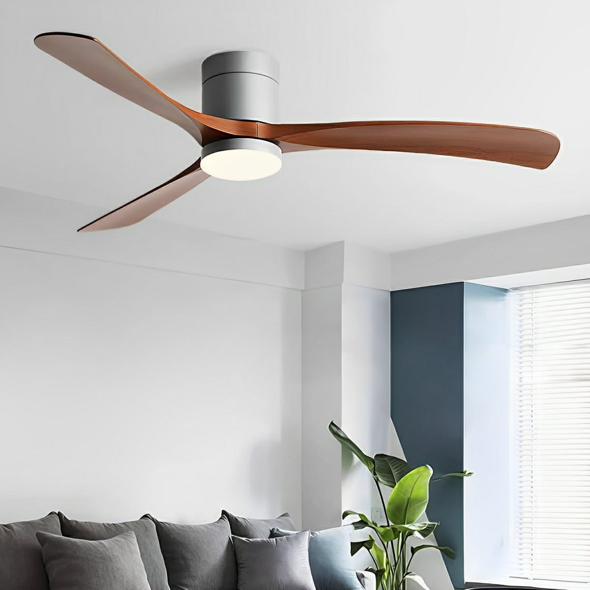 Minimalist Ceiling Fan With Adjustable Lighting for Living Room